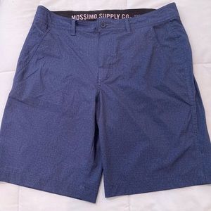 Mens Mossimo light weight shorts.